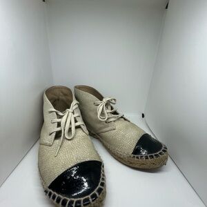 CHANEL Women's Cream and Black Oxfords
